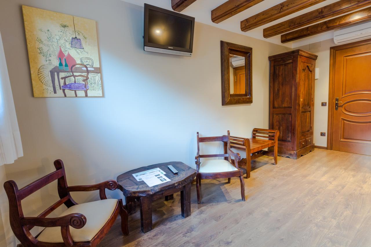 Hotel Flor De Neu El Pont de Suert Luaran gambar