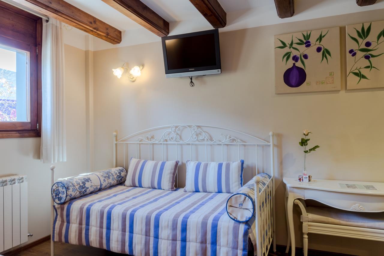 Hotel Flor De Neu El Pont de Suert Luaran gambar