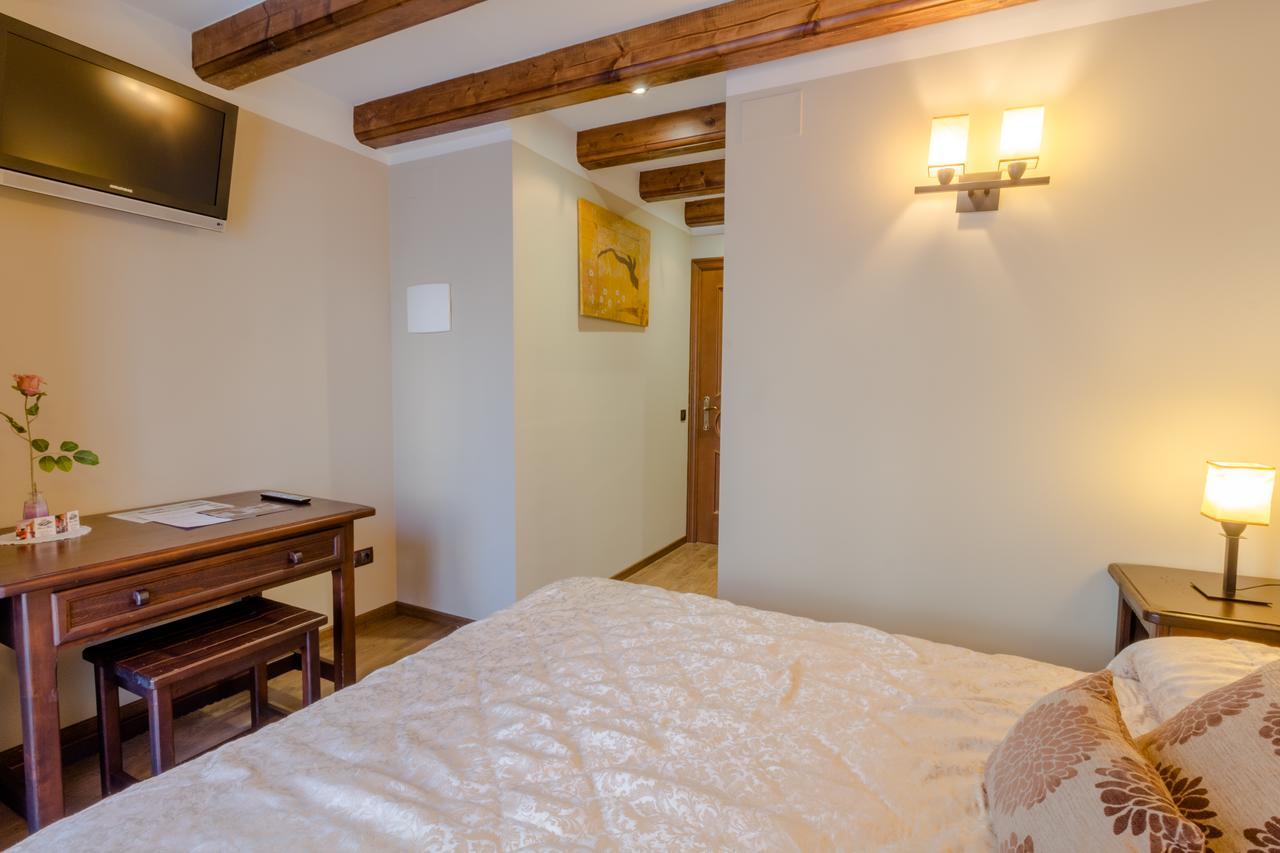 Hotel Flor De Neu El Pont de Suert Luaran gambar
